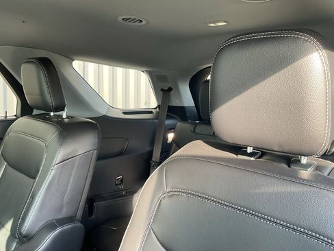 Used 2023 Ford Explorer Limited w/ Equipment Group 301A image 20