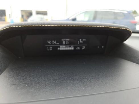 Used 2021 Subaru Crosstrek 2.5i Sport w/ Moonroof Package AWD/4WD image 14