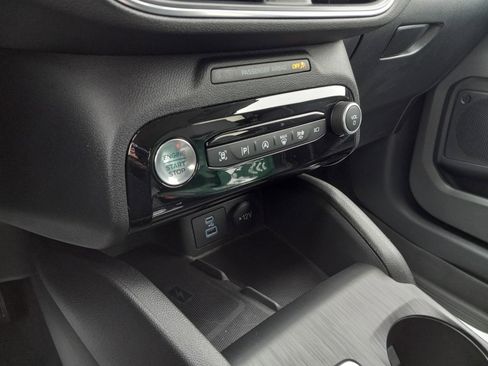 Used 2023 Ford Escape Platinum AWD/4WD image 23