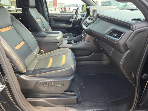 Used 2021 GMC Yukon XL AT4 w/ AT4 Premium Package AWD/4WD image 28