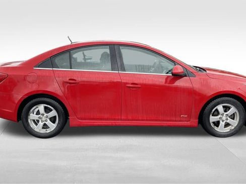 Used 2012 Chevrolet Cruze LT w/ RS Package FWD image 4