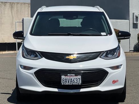 Used 2017 Chevrolet Bolt Premier w/ Driver Confidence II Package FWD image 10