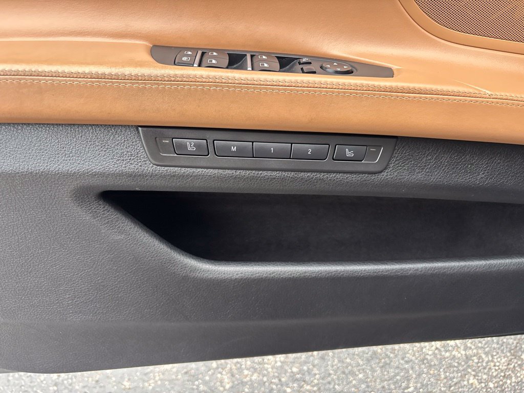 Used 2012 BMW 740i RWD image 12