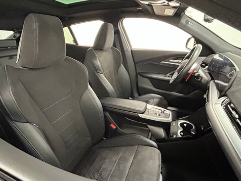 Used 2025 BMW X2 M35i image 40