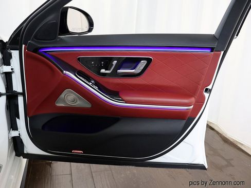 Used 2022 Mercedes-Benz S 580 4MATIC Sedan image 36