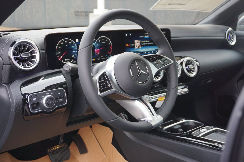 Certified 2026 Mercedes-Benz CLA 250 image 10