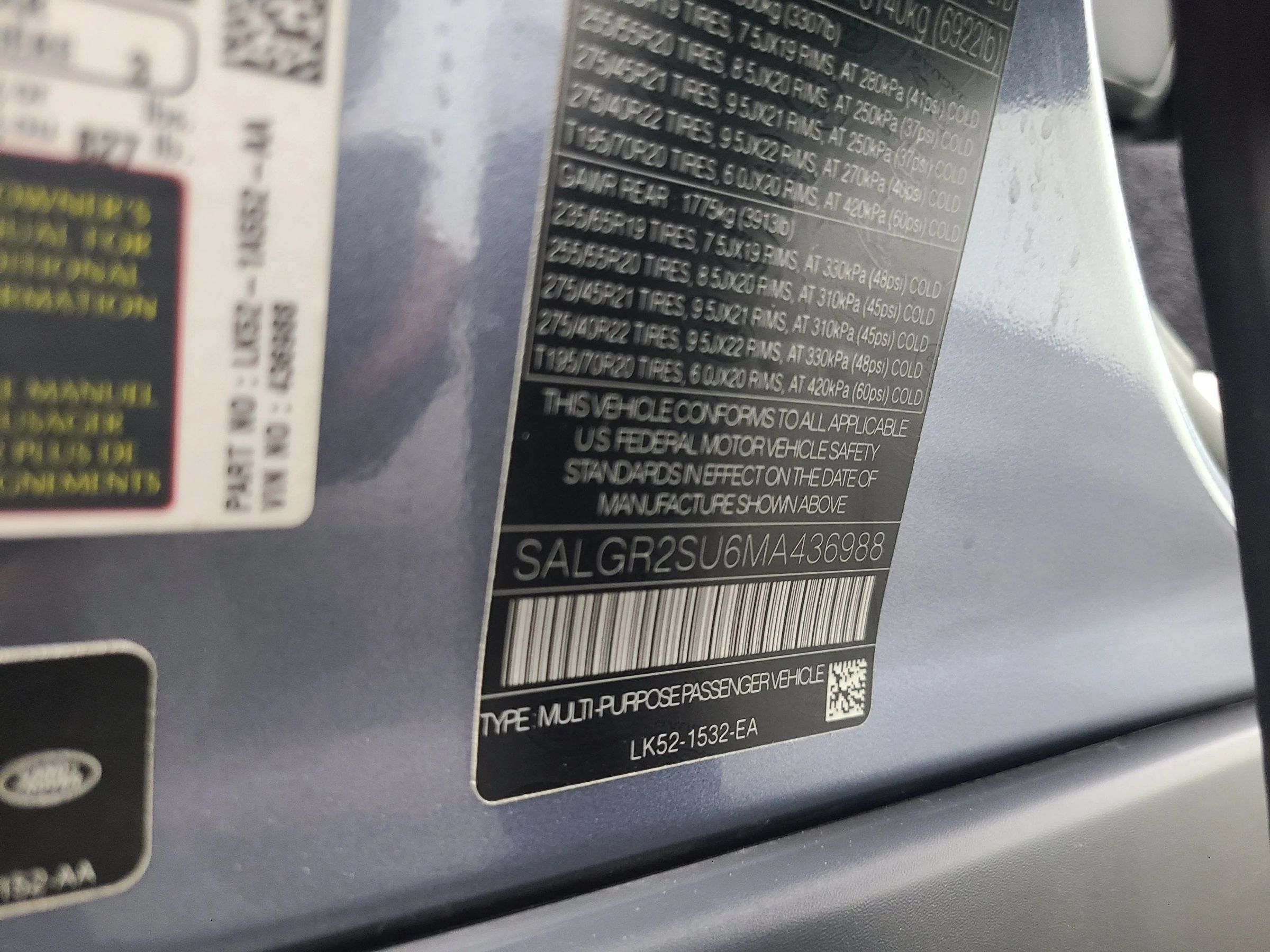 Used 2021 Land Rover Range Rover AWD/4WD image 3