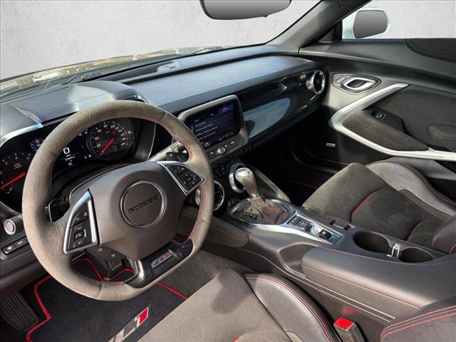 Used 2019 Chevrolet Camaro ZL1 RWD image 10