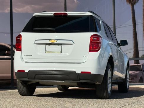 Used 2017 Chevrolet Equinox LT w/ Convenience Package FWD image 11