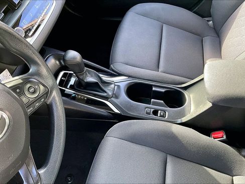 Used 2023 Toyota Corolla LE image 17