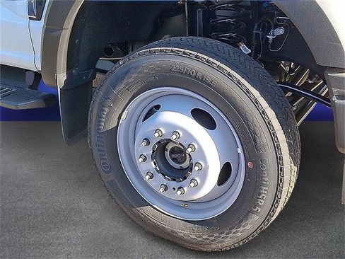 New 2024 Ford F550 4x4 Crew Cab Super Duty image 3
