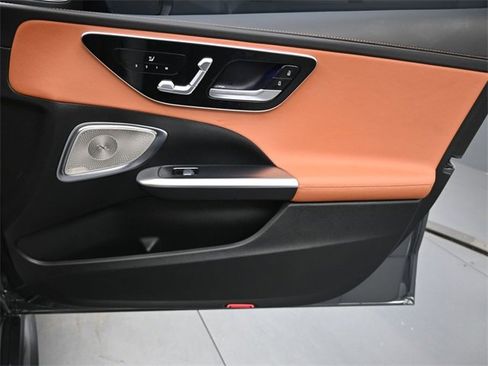 Used 2024 Mercedes-Benz C 300 4MATIC Sedan image 31