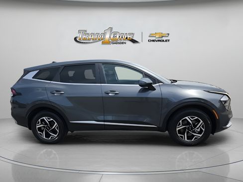 Used 2023 Kia Sportage LX AWD/4WD image 9