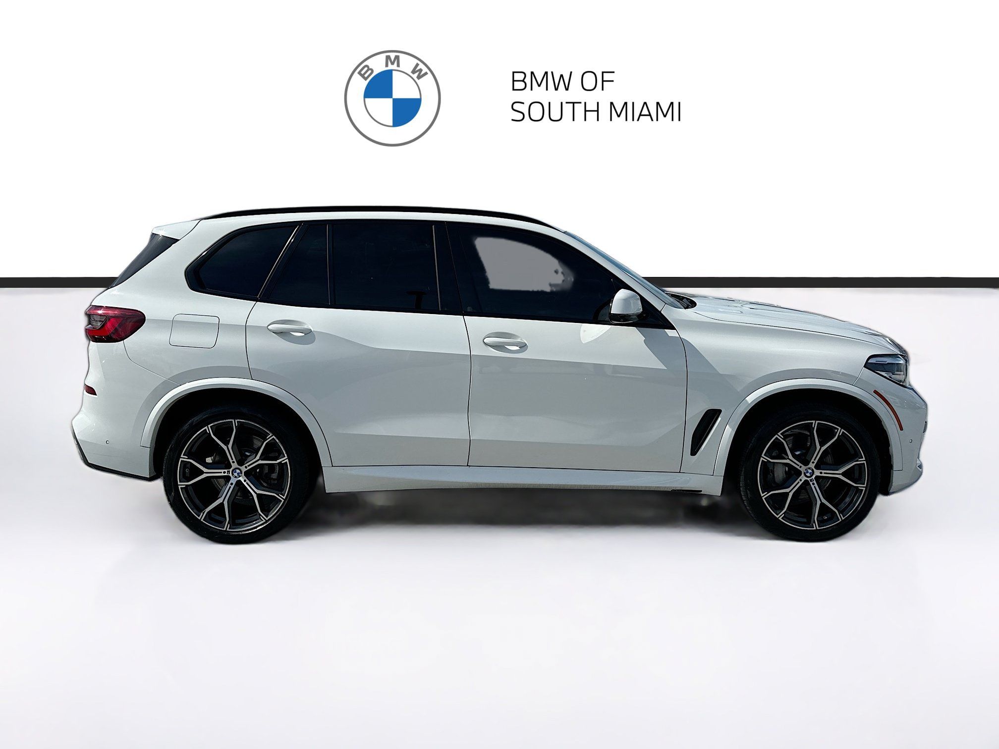 Certified 2023 BMW X5 xDrive40i w/ M Sport Package AWD/4WD image 8