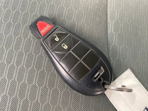 Used 2016 RAM 1500 ST w/ SXT Appearance Group image 20