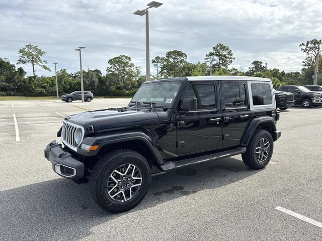 New 2026 Jeep Wrangler Unlimited Sahara w/ Whitecap Package AWD/4WD image 7