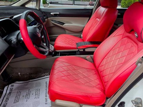 Used 2010 Honda Civic LX image 10
