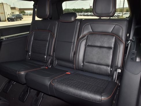 New 2027 Lincoln Navigator L Black Label AWD/4WD image 15