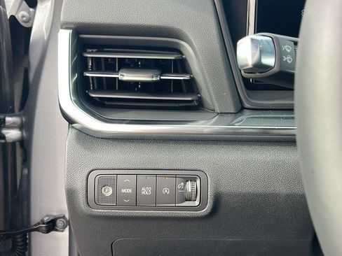 New 2027 GMC Terrain Elevation w/ Elevation Premium Package FWD image 24