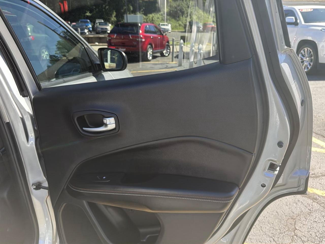 Used 2019 Jeep Compass Sport w/ Cold Weather Group AWD/4WD image 36