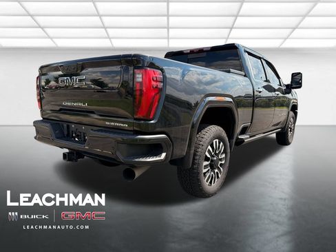 Used 2024 GMC Sierra 2500 Denali Ultimate AWD/4WD image 6