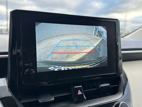 Used 2023 Toyota Corolla LE image 28