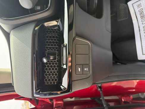 Used 2024 Honda CR-V EX-L image 19