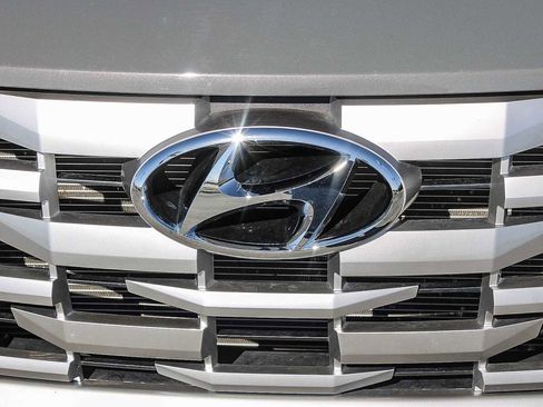 Used 2024 Hyundai Santa Cruz SEL image 11