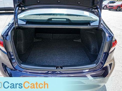 Used 2025 Toyota Corolla LE FWD image 37