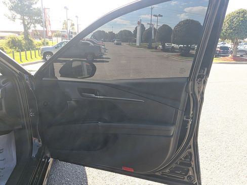 Used 2026 Toyota Camry SE w/ Convenience Package FWD image 31