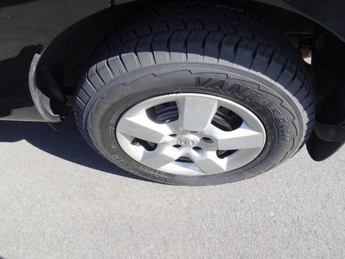 Used 2013 Nissan Rogue S image 12
