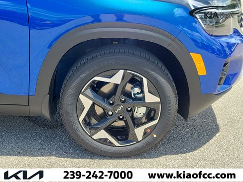 New 2026 Kia Seltos S FWD image 7