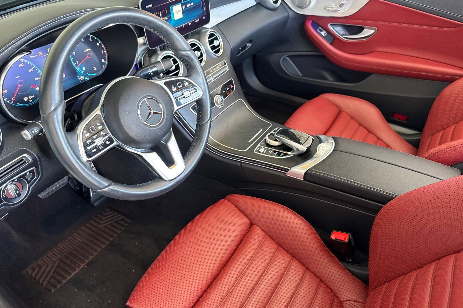 Used 2022 Mercedes-Benz C 300 Cabriolet image 4