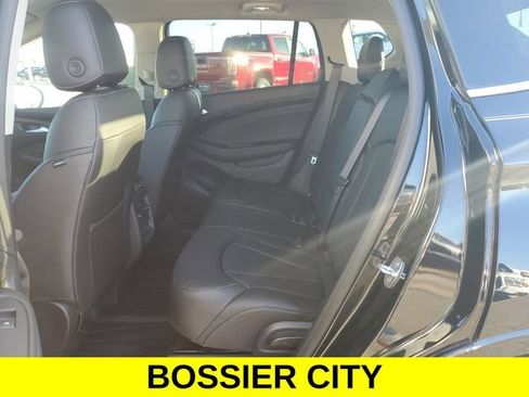 Used 2020 Buick Envision Essence FWD image 9
