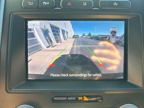 Used 2021 Ford Expedition XLT AWD/4WD image 24