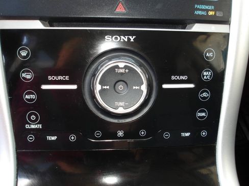 Used 2011 Ford Edge Sport w/ Driver Entry Pkg AWD/4WD image 16