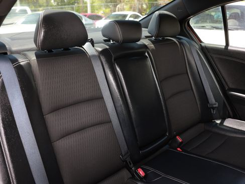 Used 2017 Honda Accord Sport image 18