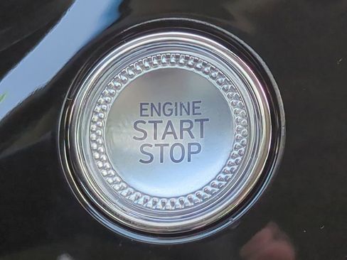 New 2026 Genesis G70 2.5T image 37