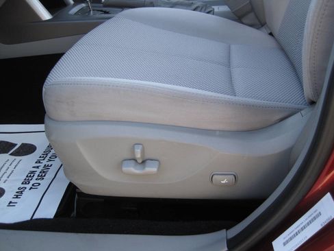 Used 2013 Subaru Forester 2.5X Premium w/ Popular Pkg 1 AWD/4WD image 40