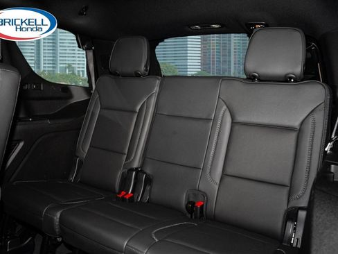 Used 2025 GMC Yukon Denali AWD/4WD image 19