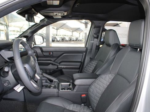 New 2026 Toyota 4Runner TRD Off-Road Premium AWD/4WD image 7