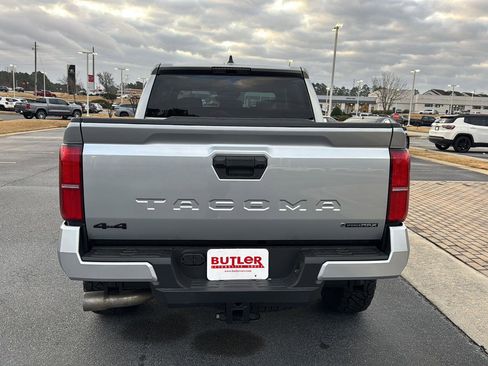 New 2026 Toyota Tacoma TRD Off-Road image 4