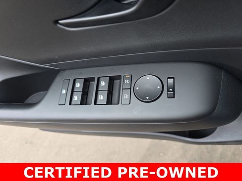 Certified 2025 Hyundai Kona SEL image 29