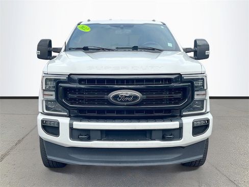 Used 2022 Ford F250 Lariat image 2