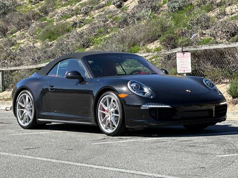 Certified 2014 Porsche 911 Carrera S image 9
