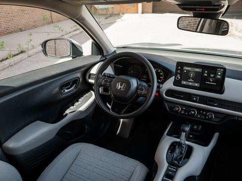 New 2027 Honda HR-V LX image 13