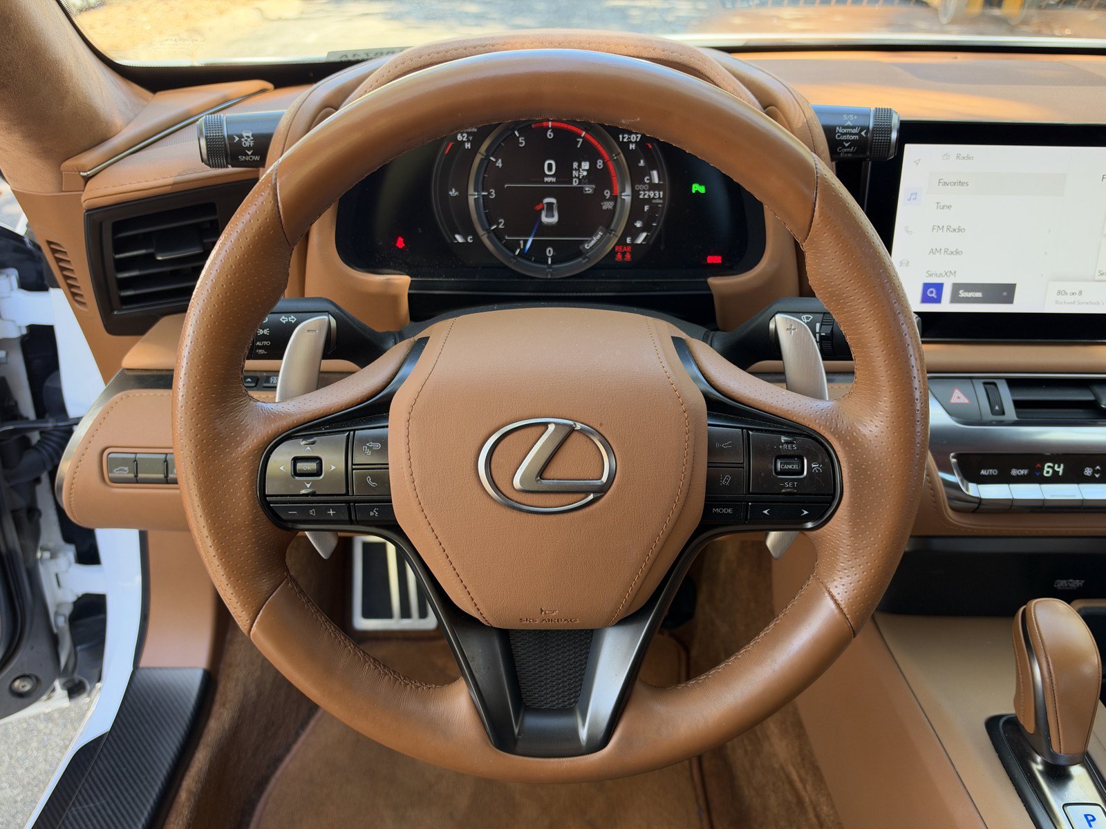 Used 2024 Lexus LC 500 Coupe w/ Dynamic Handling Package RWD image 16
