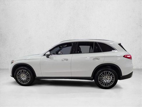 Used 2026 Mercedes-Benz GLC 300 image 9