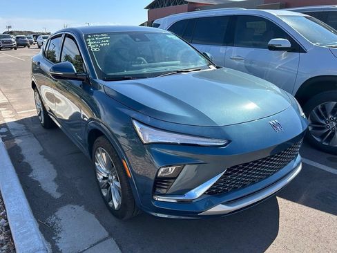 Used 2025 Buick Envista Avenir FWD image 3