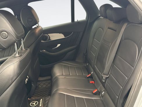 Used 2022 Mercedes-Benz GLC 300 GLC 300 4WD image 18